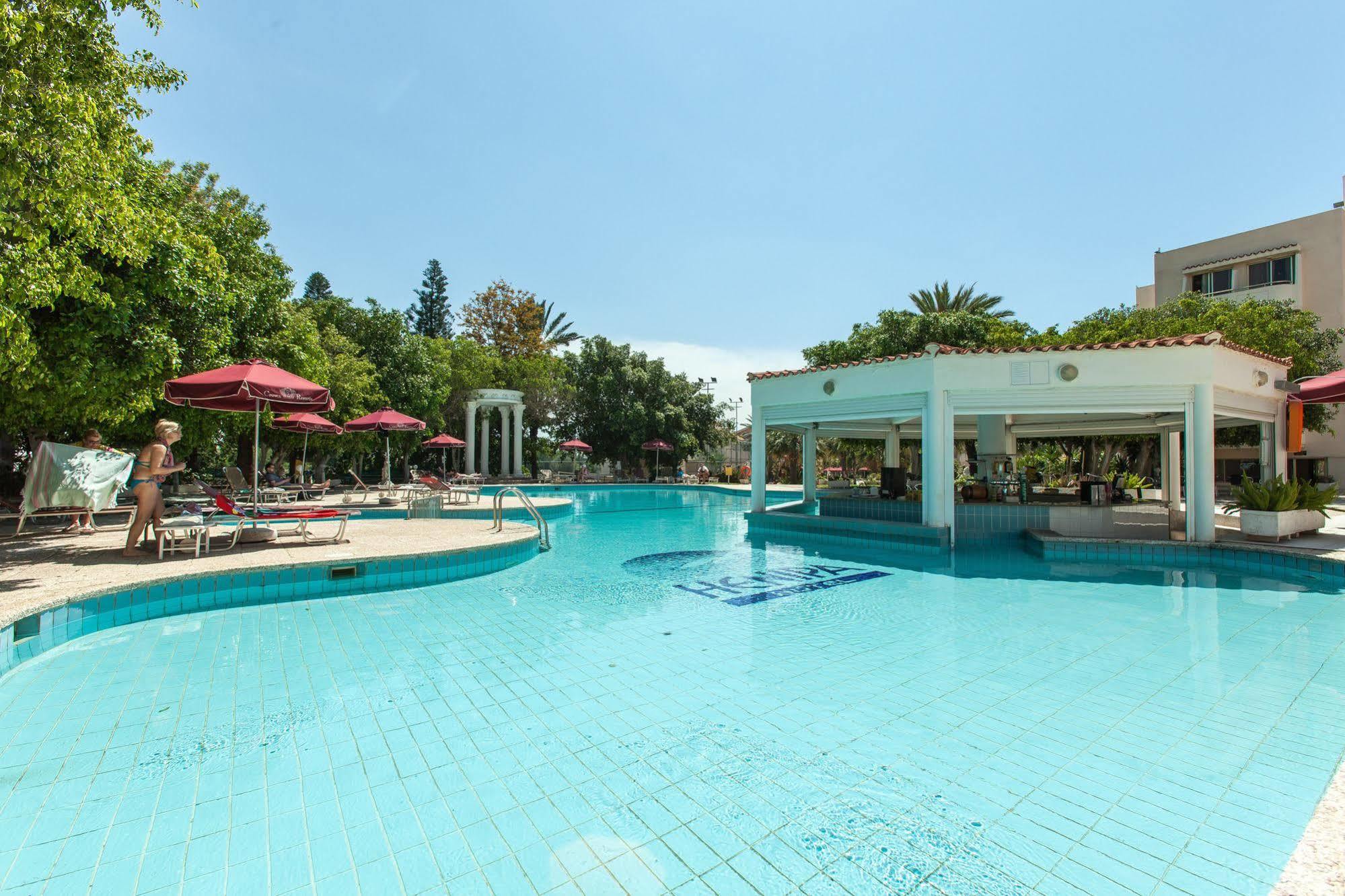 Crown Resorts Henipa Larnaca Exteriör bild